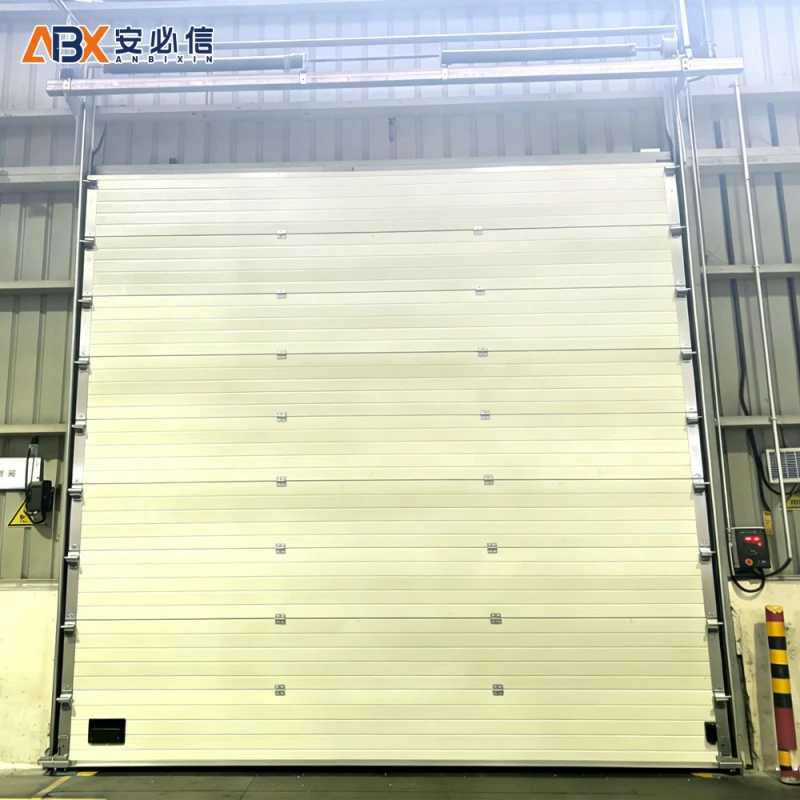 通辽育新镇钢质提升门